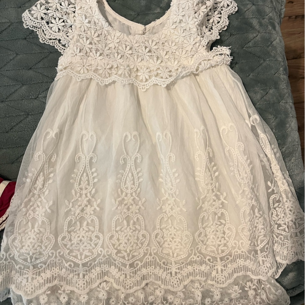 Elegant White Lace Dress size 3